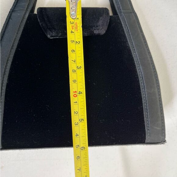 K F Ltd Black Velvet Satchel Handle Shoulder Strap Handbag Dressy Cocktail - Picture 9 of 12